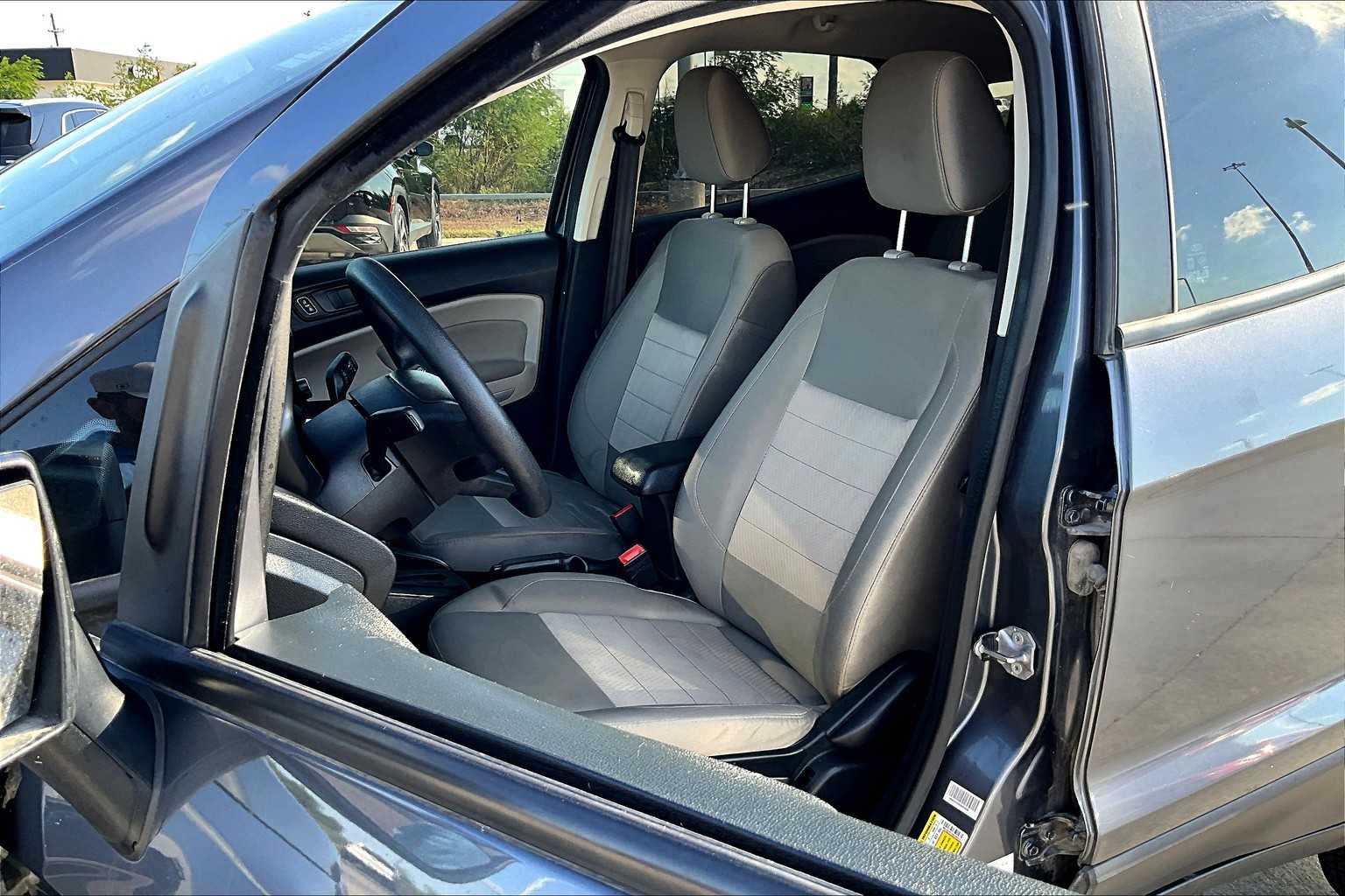 2022 Ford EcoSport S photo 7