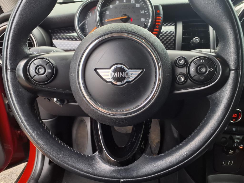 2015 Mini Cooper Hardtop S photo 14