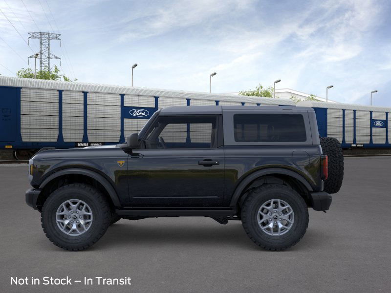 2025 Ford Bronco Badlands photo 3