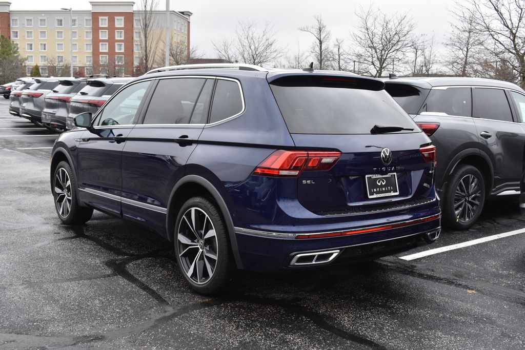 2023 Volkswagen Tiguan SEL R-Line Black photo 4