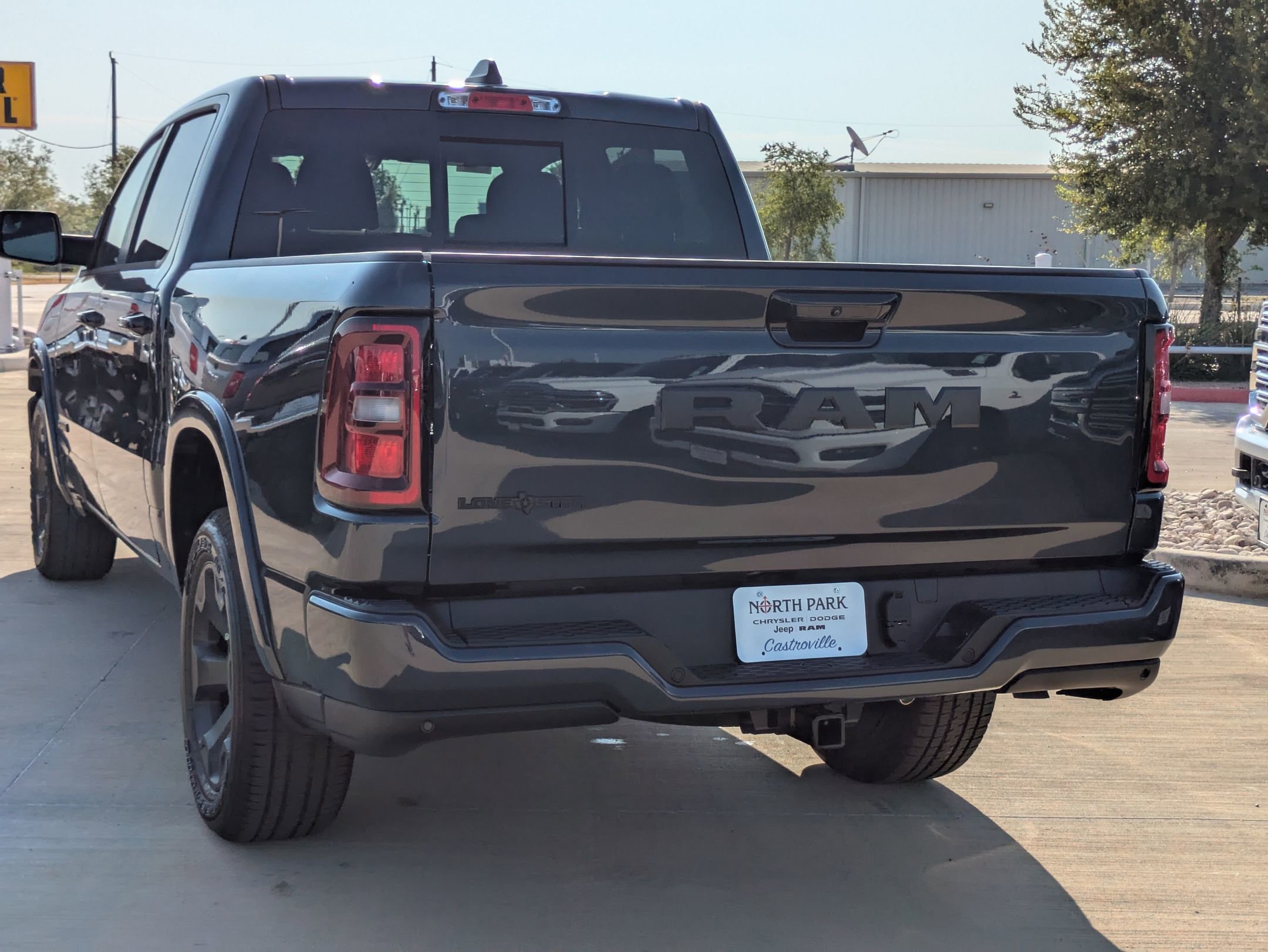 2025 Ram 1500 Lone Star photo 4