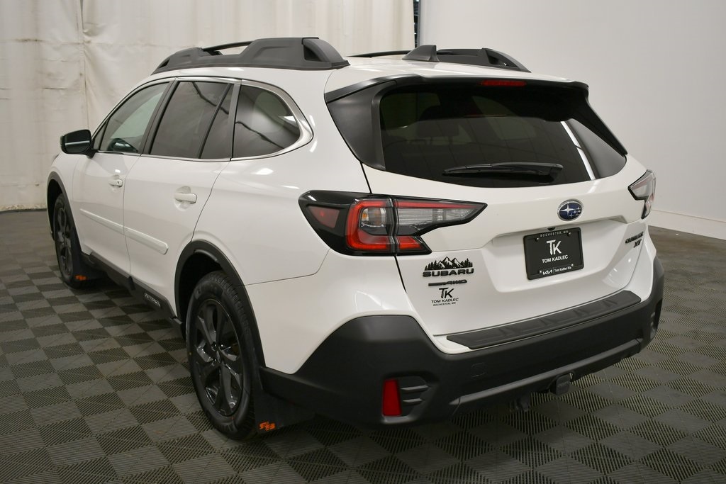 2021 Subaru Outback Onyx Edition XT photo 2