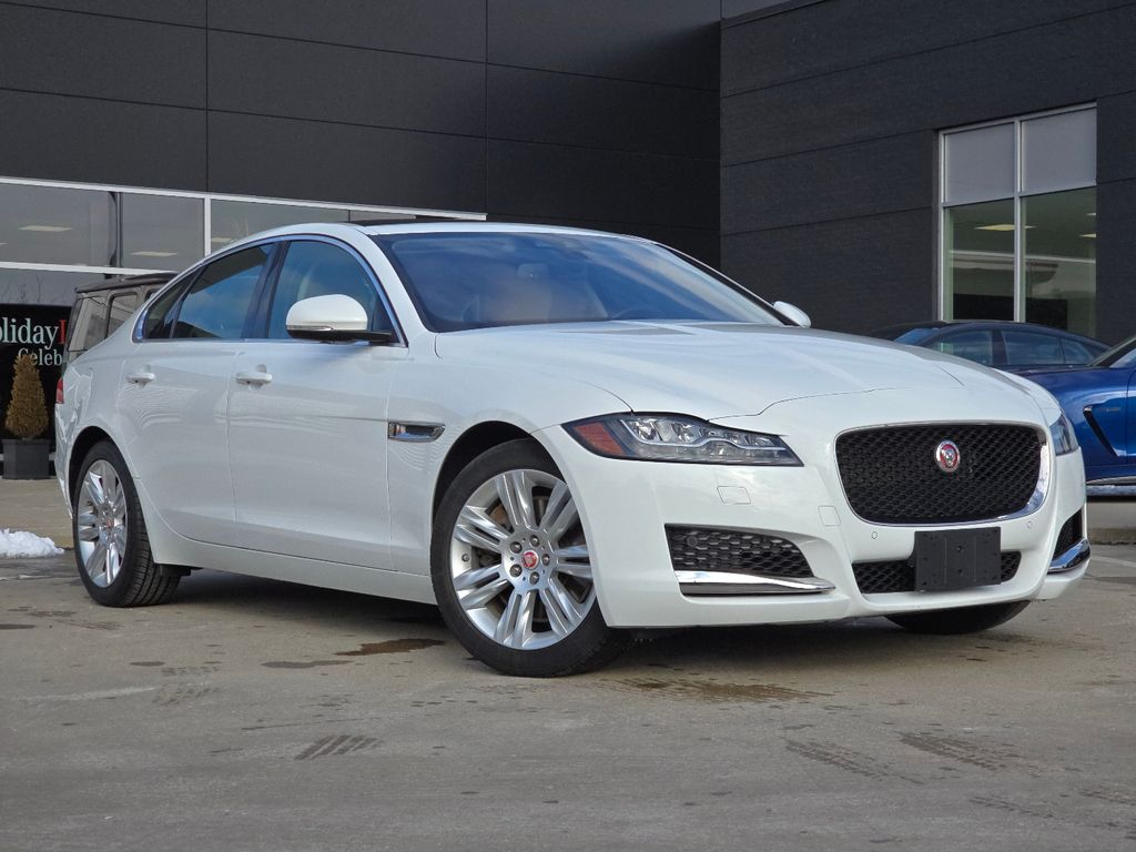 2016 Jaguar XF