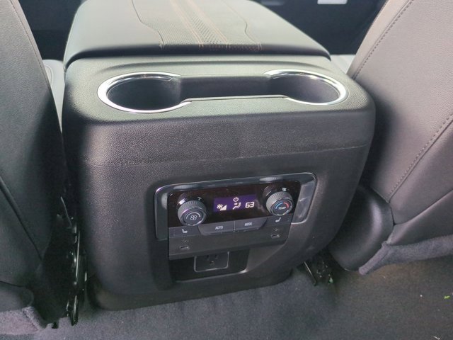 2026 Chevrolet Tahoe High Country photo 19