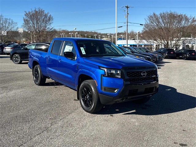 2026 Nissan Frontier Crew Cab SV photo 2