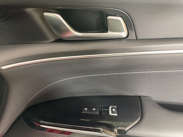 2026 Kia K5 GT-Line photo 12