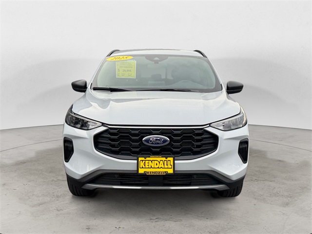 2025 Ford Escape ST-Line photo 2