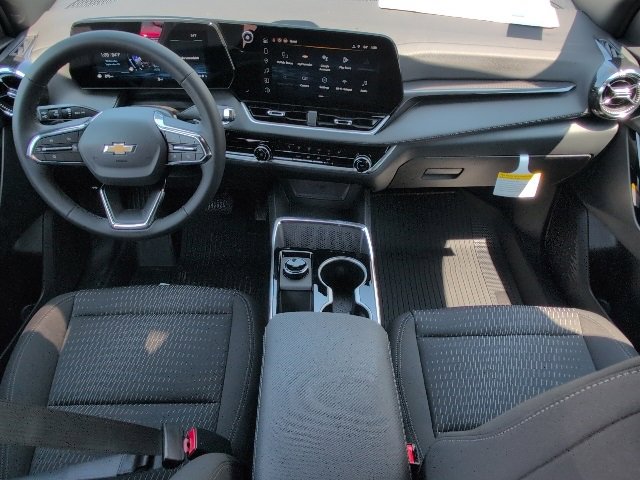 2026 Chevrolet Equinox LT photo 5
