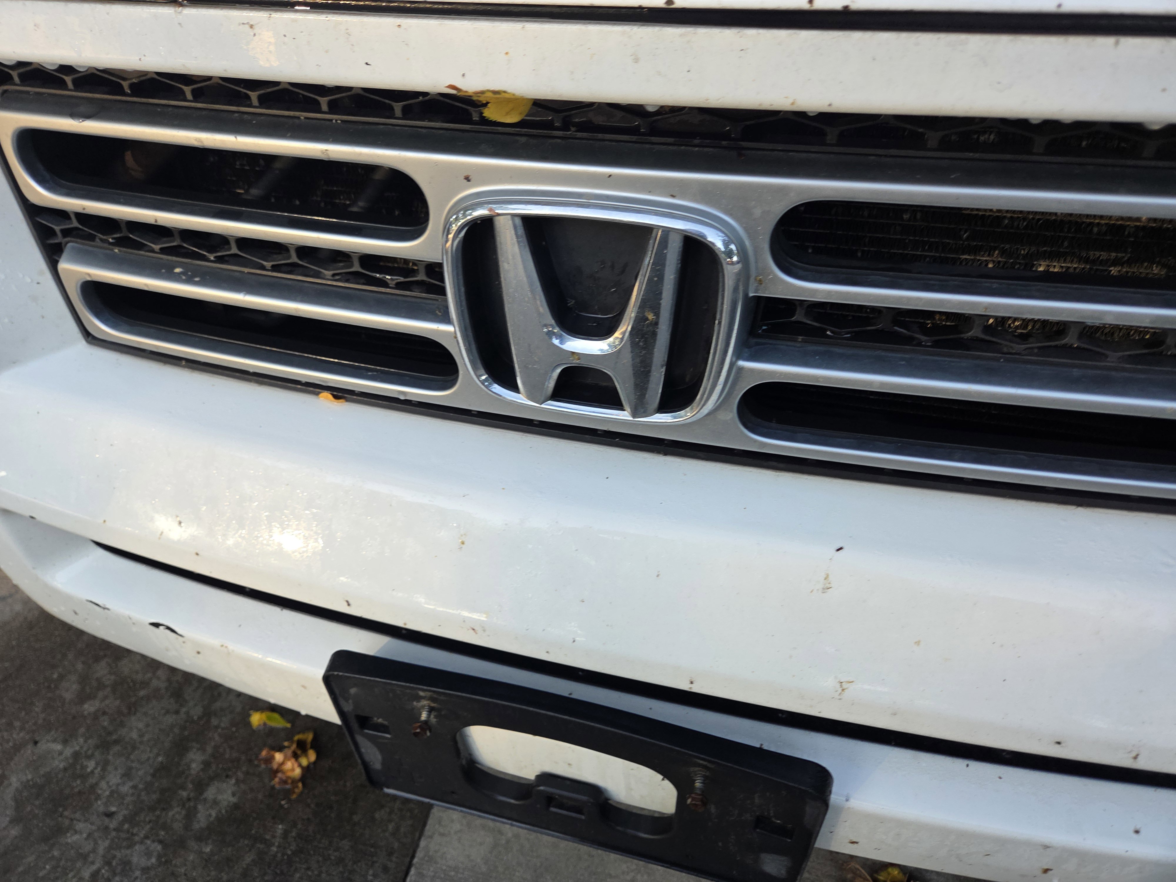2006 Honda Ridgeline RTS photo 2