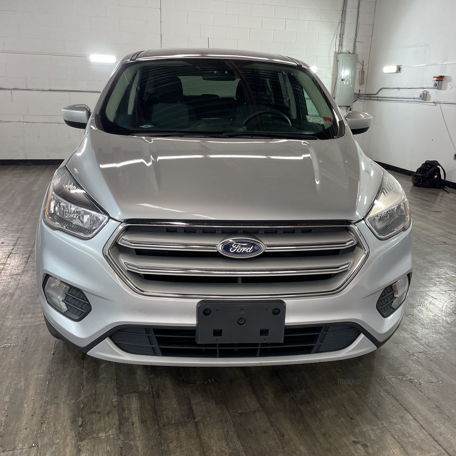 2019 Ford Escape SE photo 2