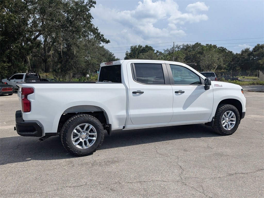 2026 Chevrolet Silverado 1500 Work Truck photo 3