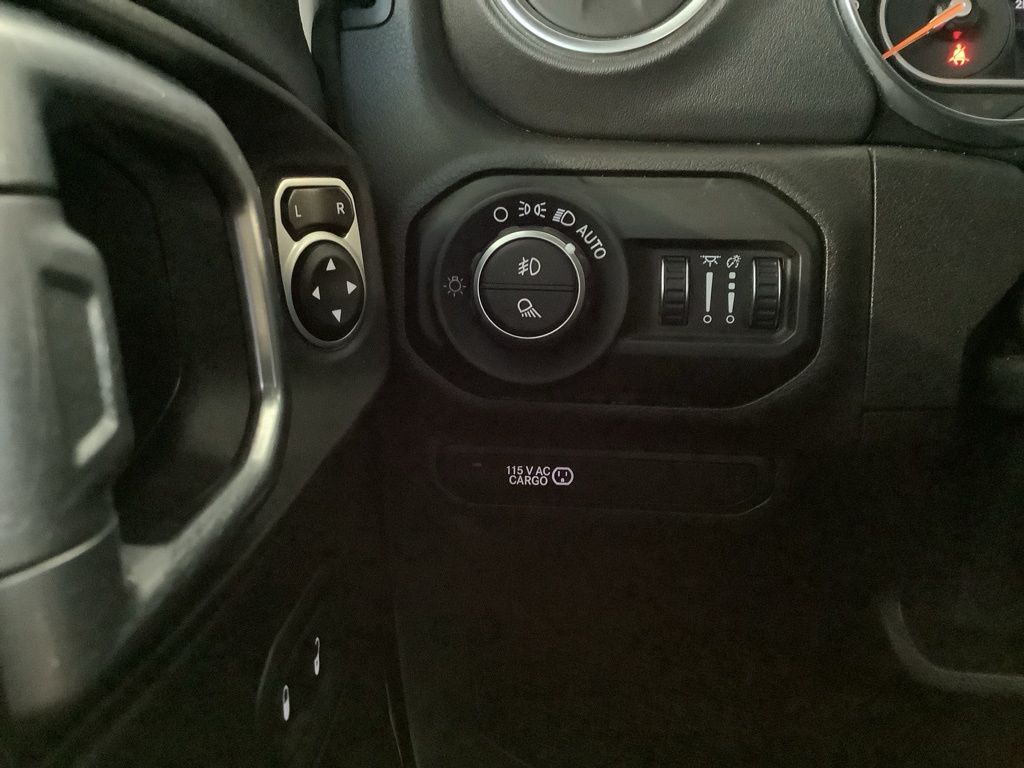 2020 Jeep Gladiator Overland photo 11