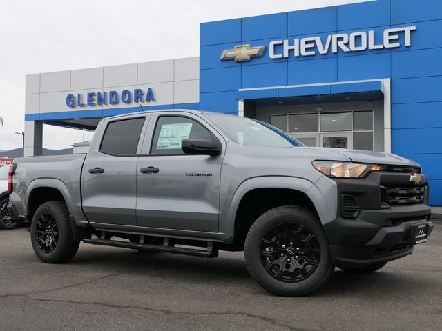 2026 Chevrolet Colorado Work Truck's photo