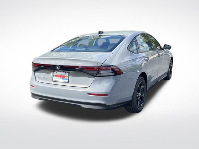 2025 Honda Accord SE photo 4