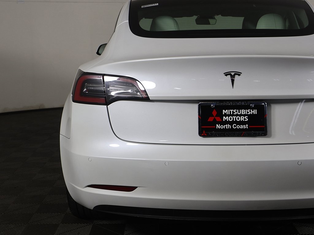2021 Tesla Model 3 Standard Range Plus photo 8