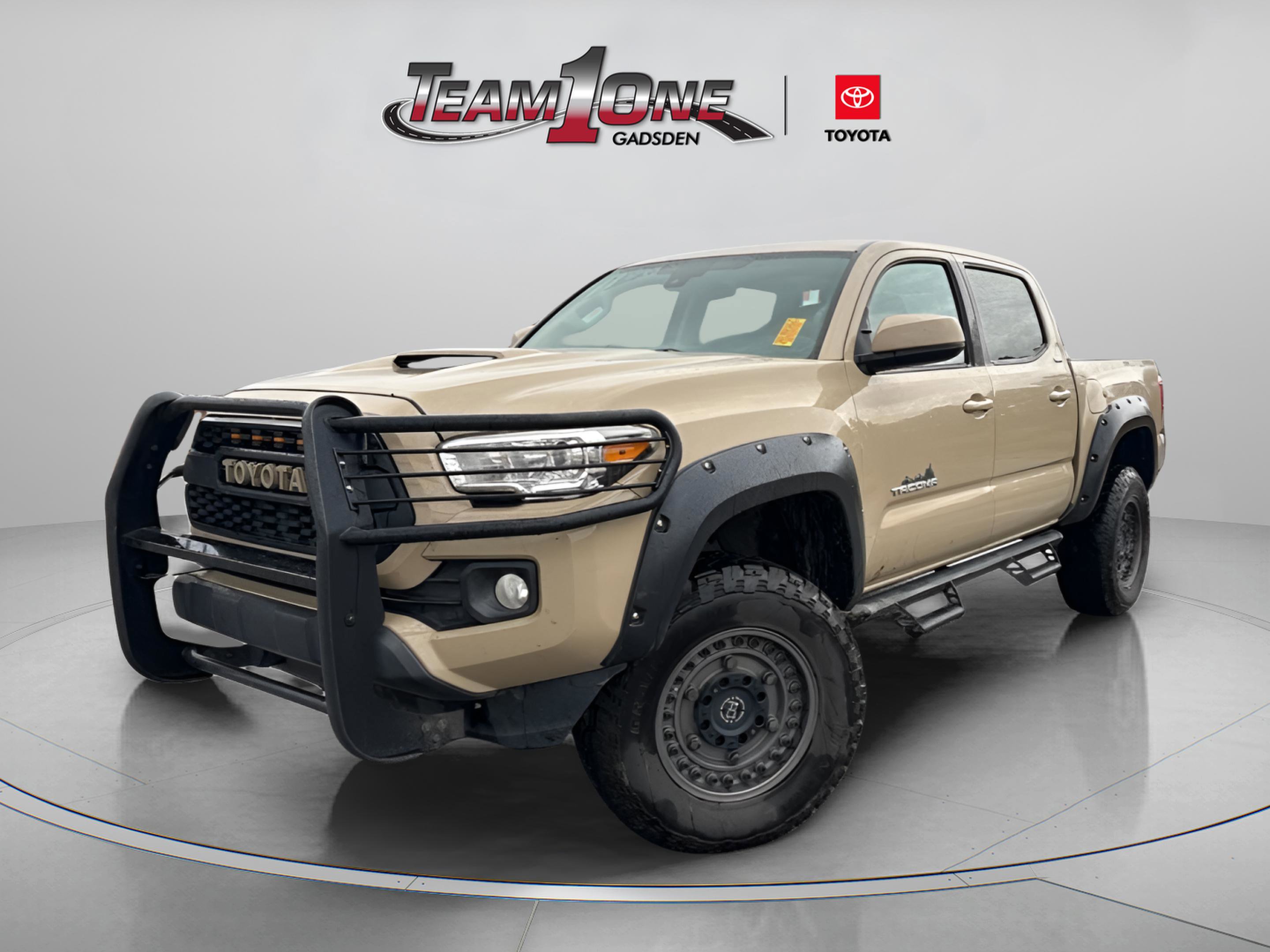 2020 Toyota Tacoma TRD Sport photo 4