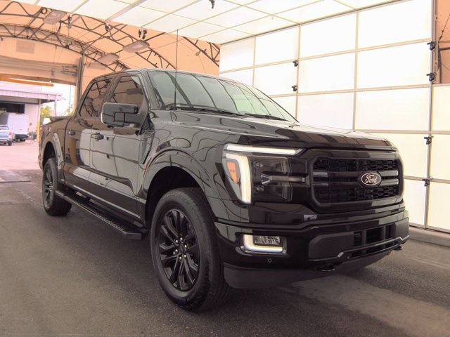 2024 Ford F-150 Lariat photo 2