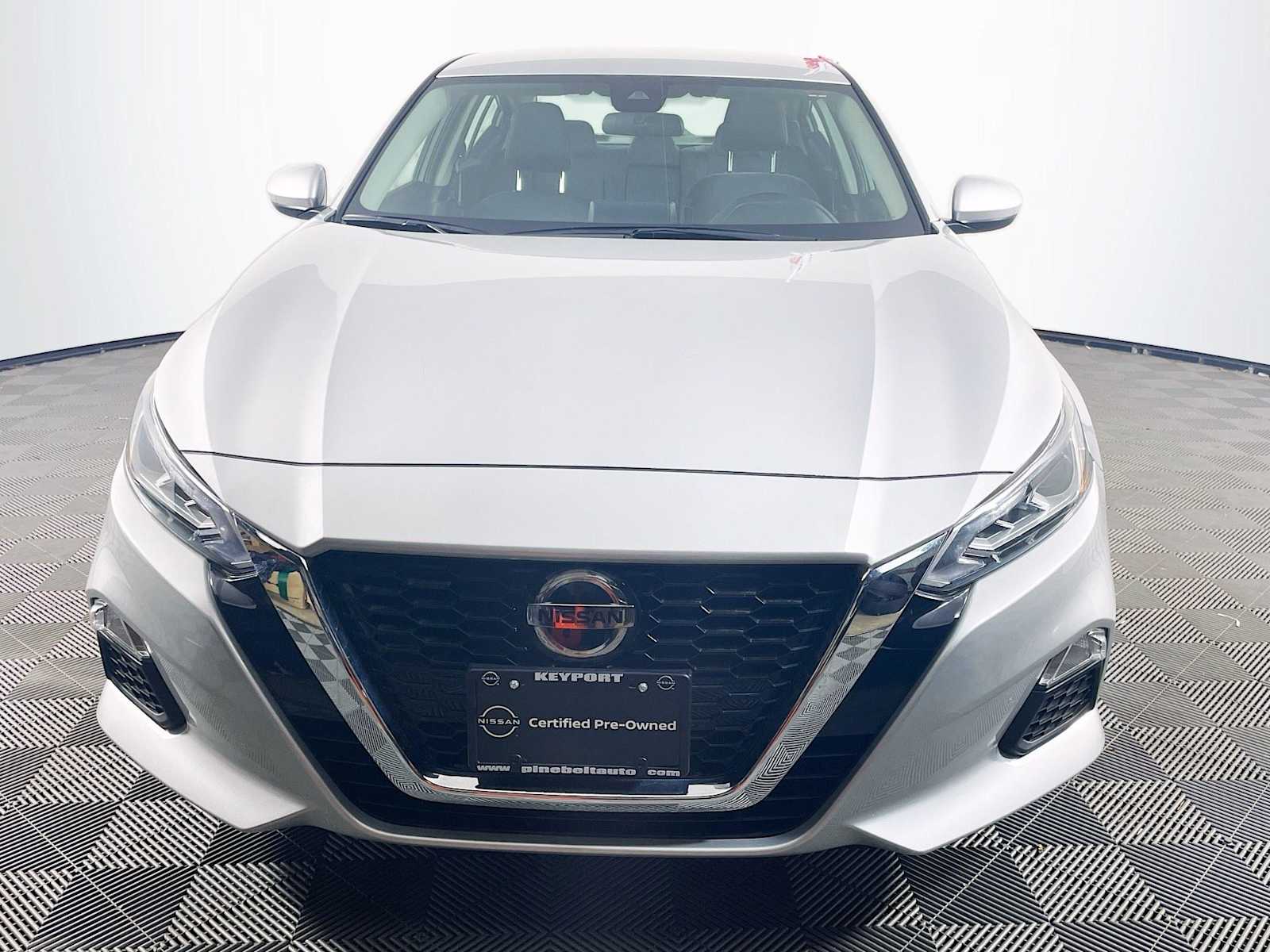 2022 Nissan Altima 2.5 SV photo 2