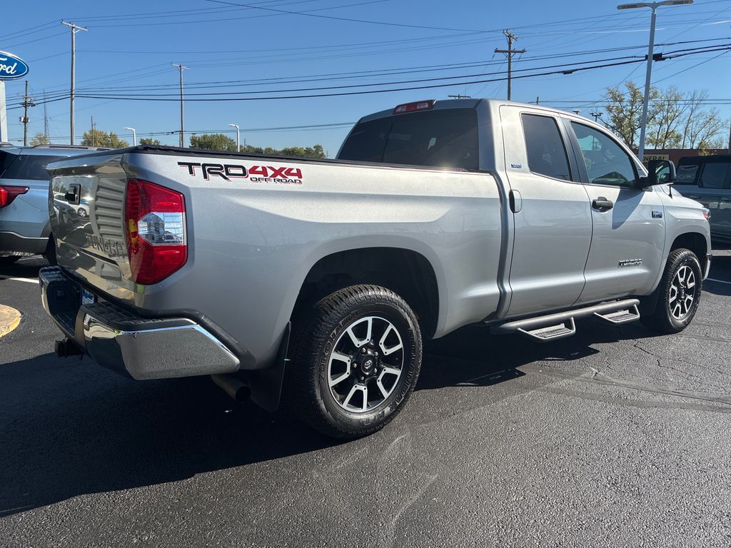 2018 Toyota Tundra SR5 photo 7