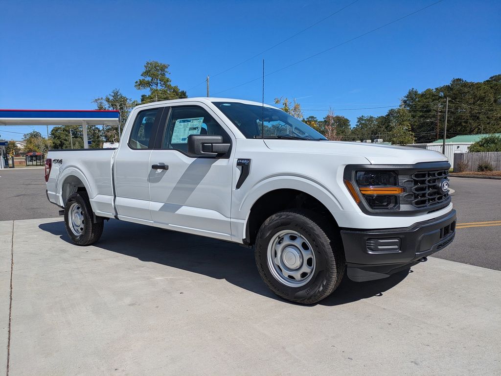 2025 Ford F-150 XL photo 2