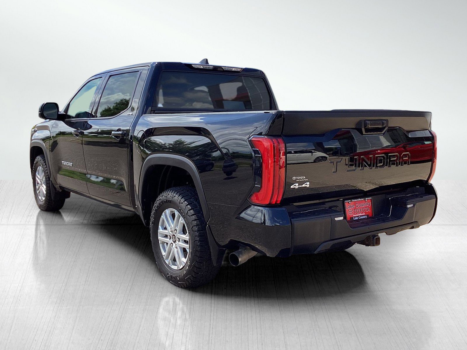 2022 Toyota Tundra SR5 photo 3
