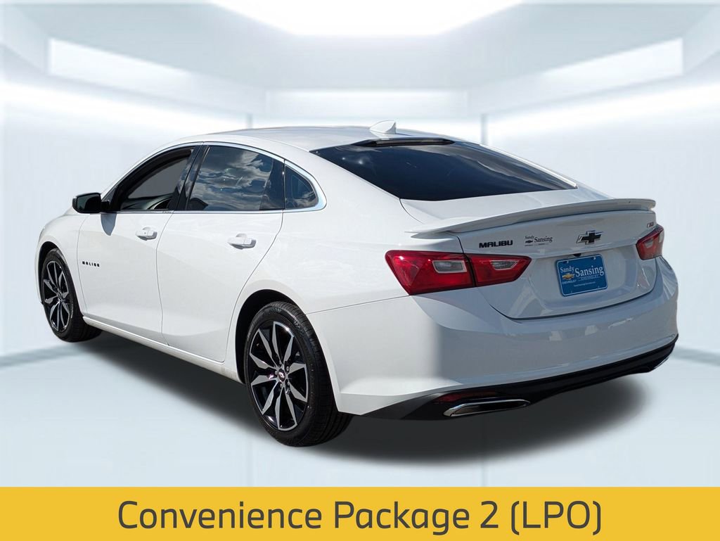 2022 Chevrolet Malibu RS photo 3