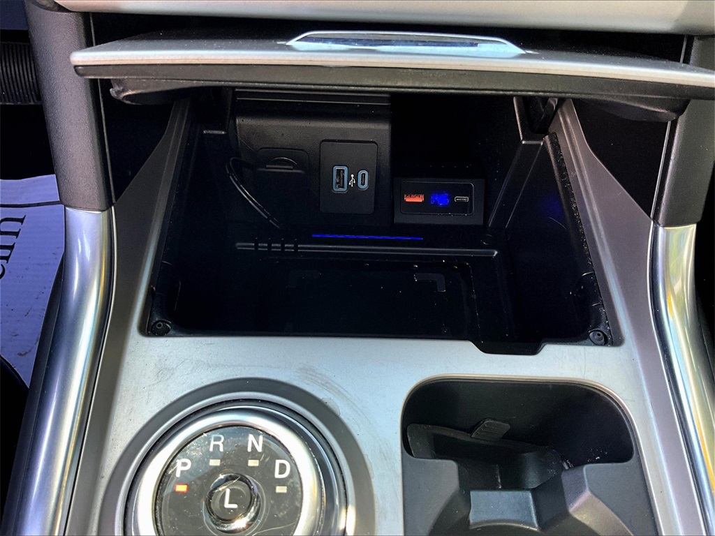 2022 Ford Explorer XLT photo 28