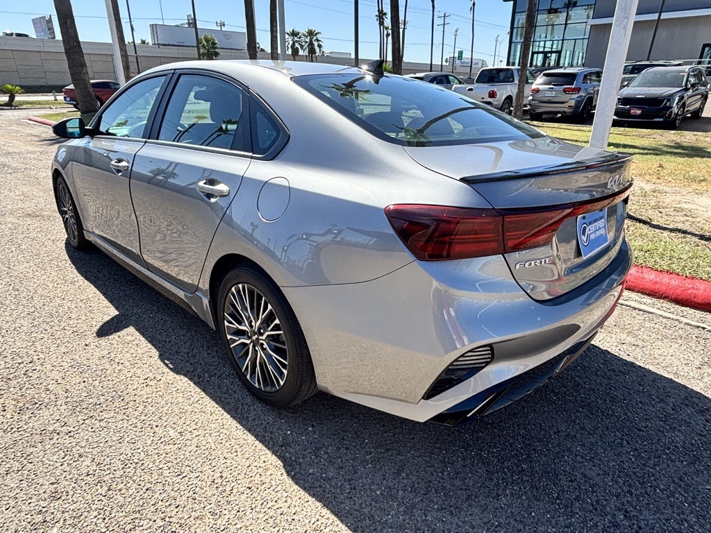 2023 Kia Forte GT-Line photo 3