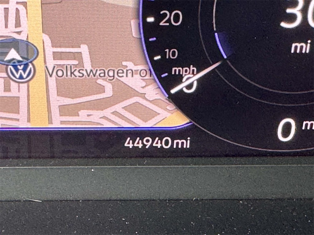2022 Volkswagen Taos SEL photo 23