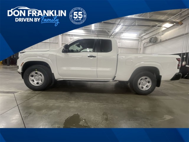 2026 Nissan Frontier S's photo