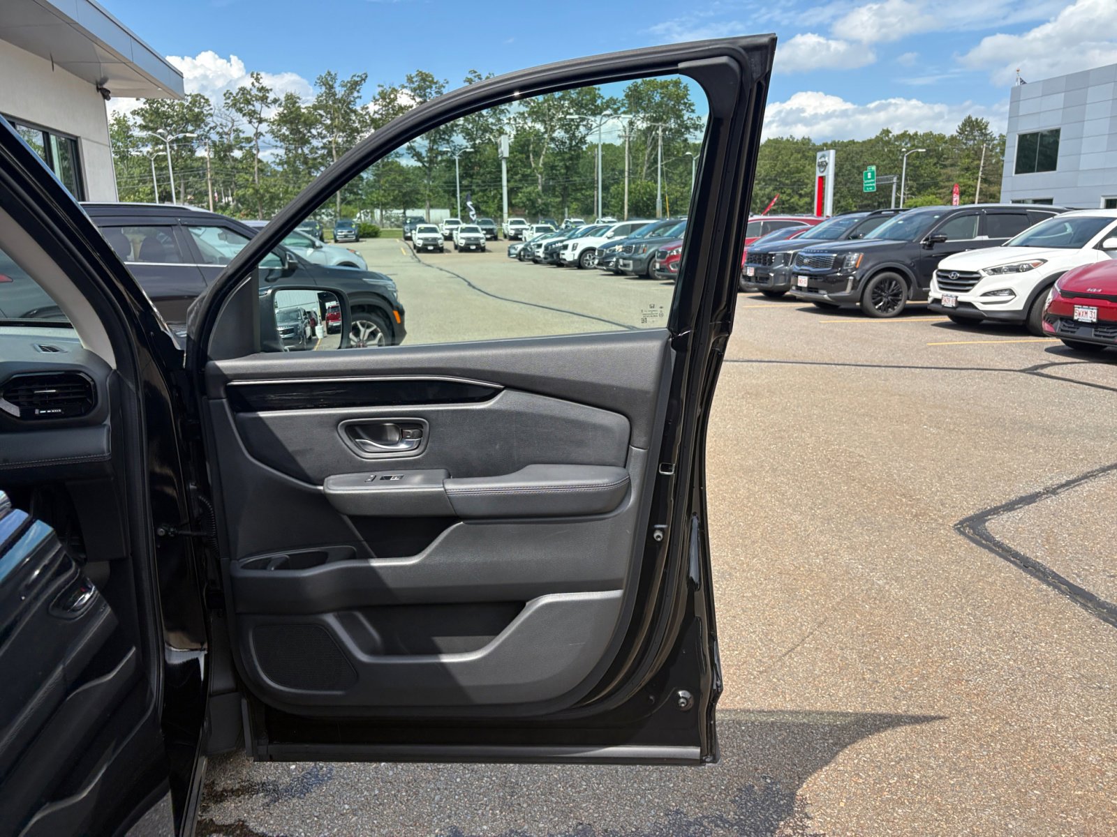 2023 Honda Pilot Touring photo 30