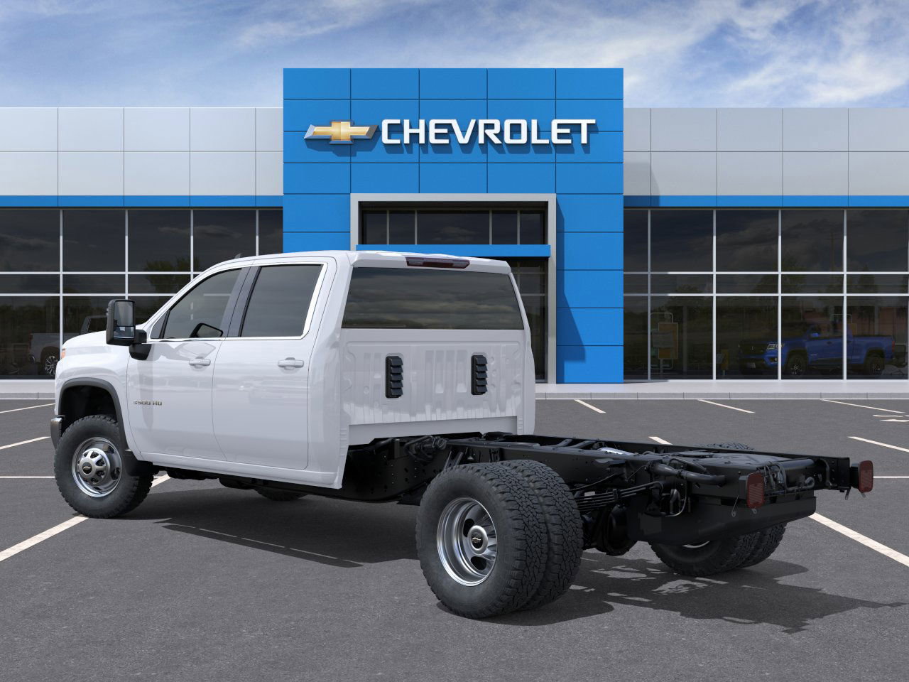 2025 Chevrolet Silverado 3500HD Work Truck photo 2