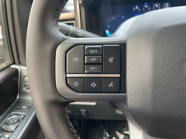 2025 Ford F-350 photo 23