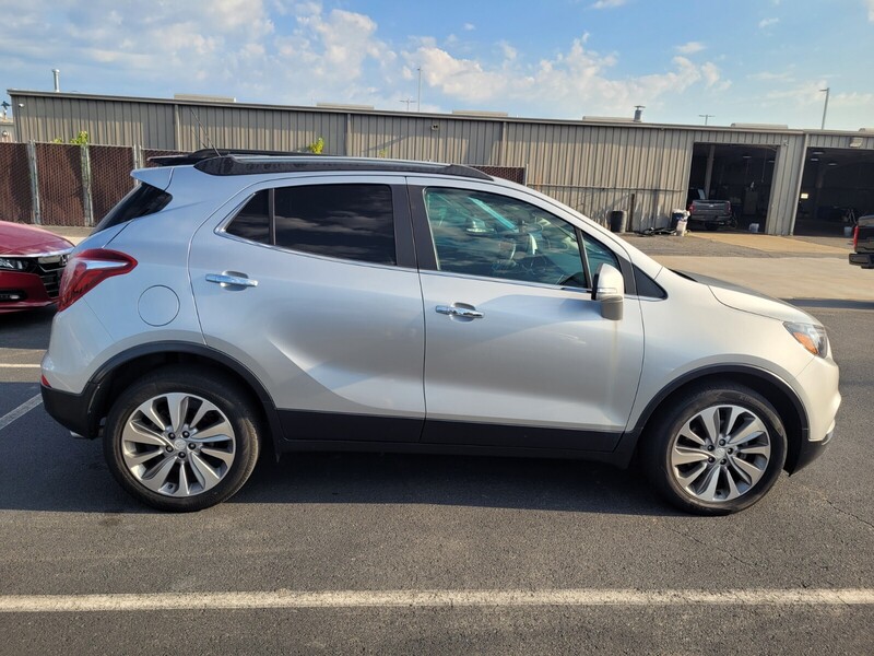 2019 Buick Encore Preferred photo 2