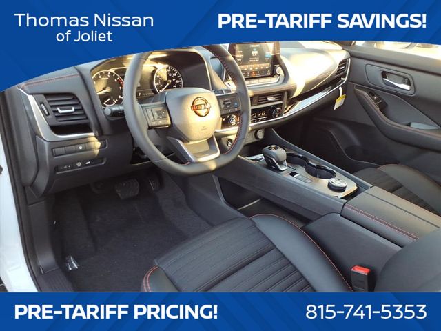 2026 Nissan Rogue SV photo 2