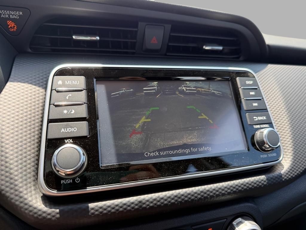 2025 Nissan Kicks Play S photo 5