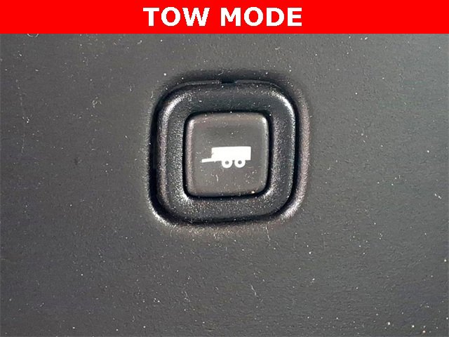 2014 Chevrolet Express 3500 Work Van Cutaway photo 3