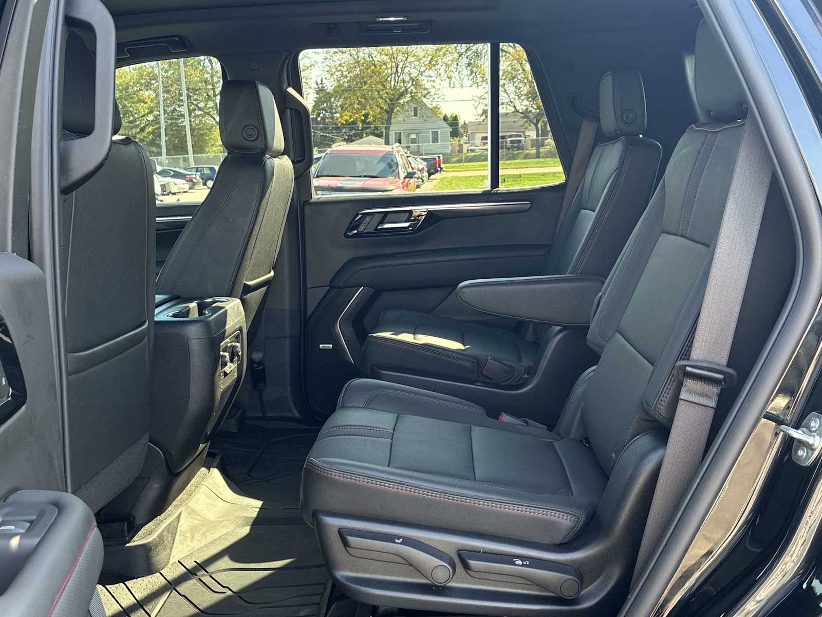 2025 Chevrolet Tahoe RST photo 22
