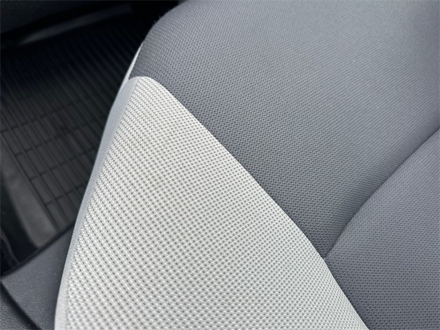 2023 Toyota Corolla LE photo 9