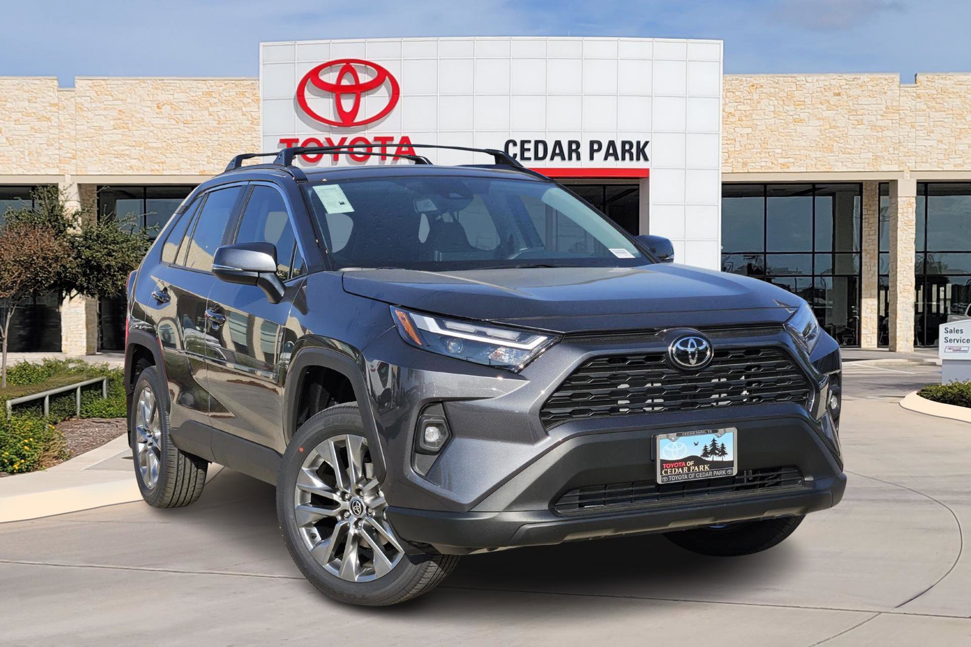2025 Toyota RAV4 XLE Premium's photo