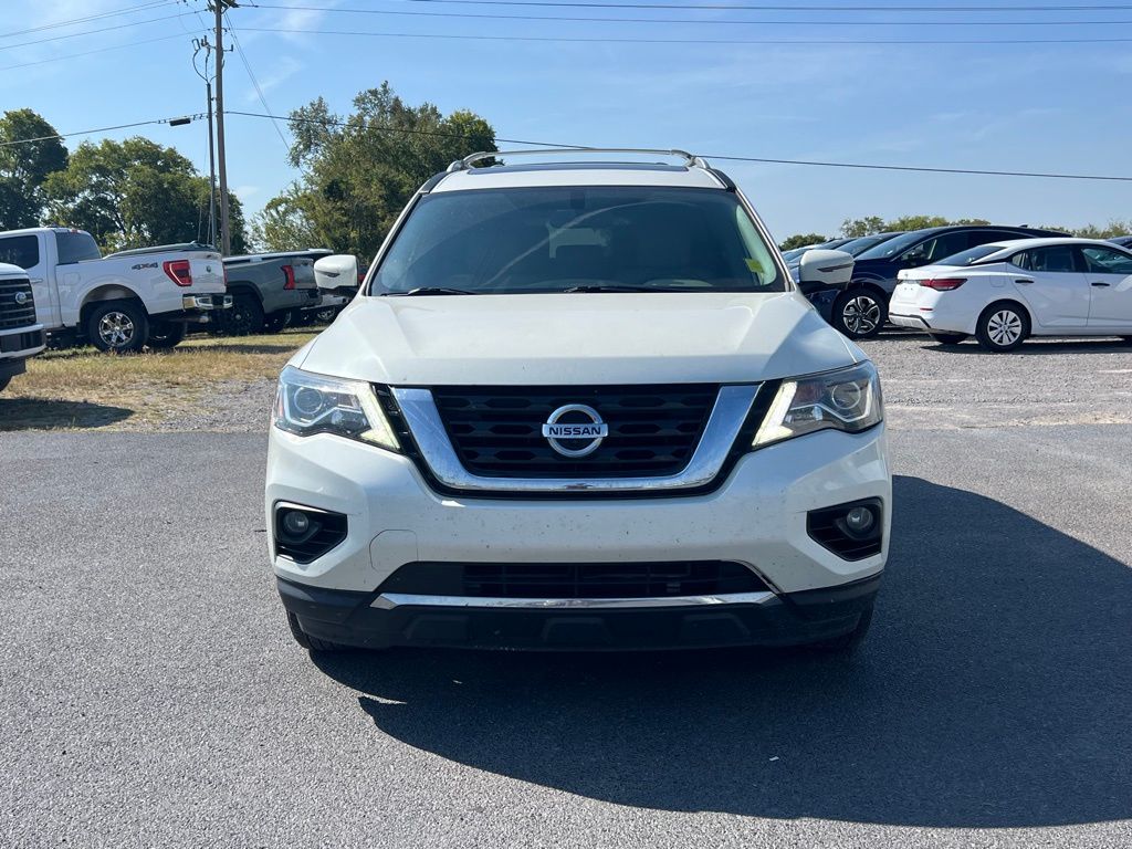 2019 Nissan Pathfinder Platinum photo 9