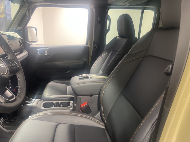 2025 Jeep Gladiator Sport photo 5