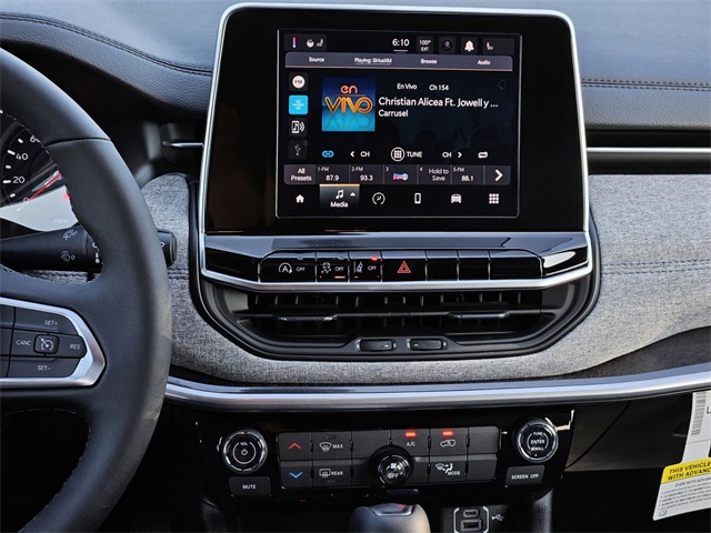 2025 Jeep Compass North Edition Latitude photo 16