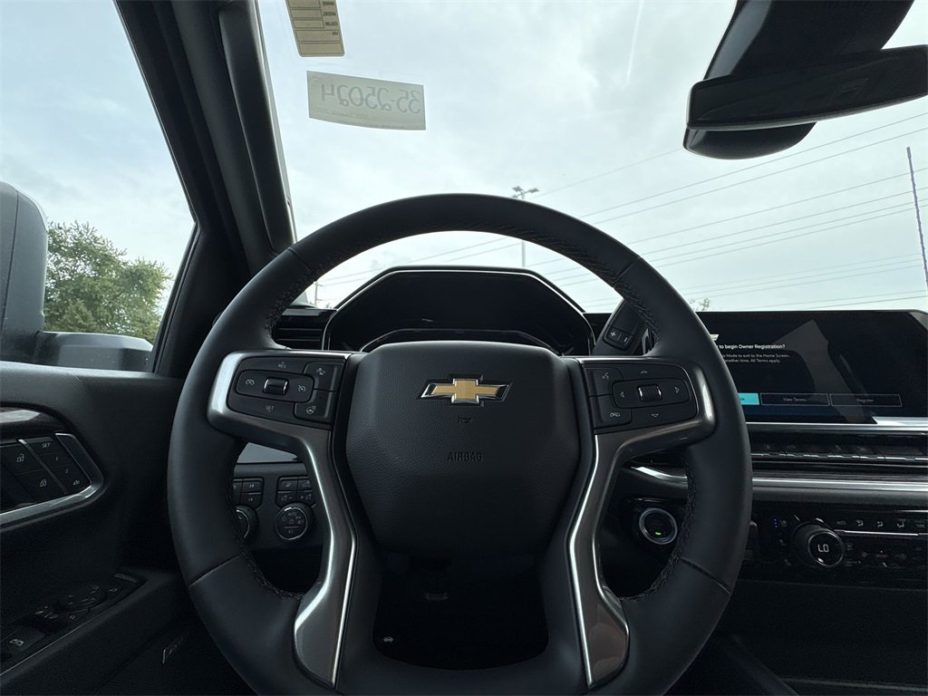 2025 Chevrolet Silverado 2500HD LTZ photo 11