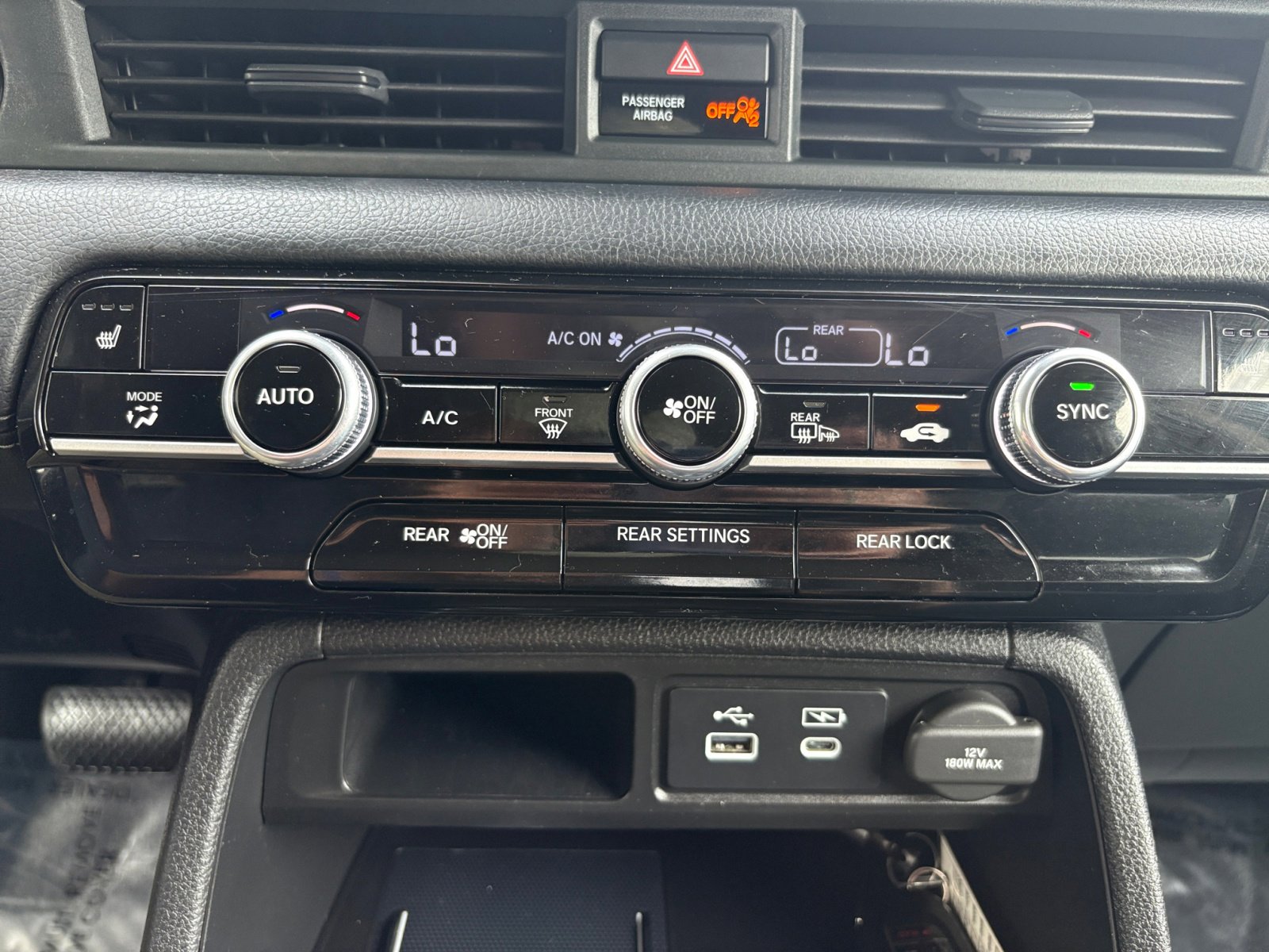 2023 Honda Pilot Touring photo 19