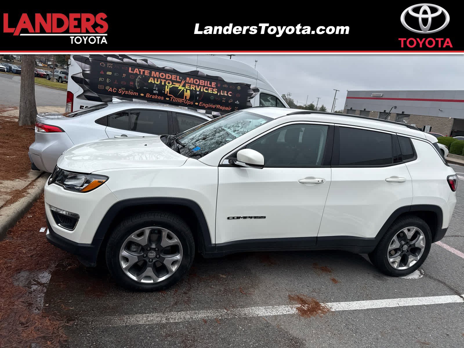 2019 Jeep Compass Limited's photo