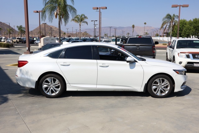2020 Honda Accord LX photo 2