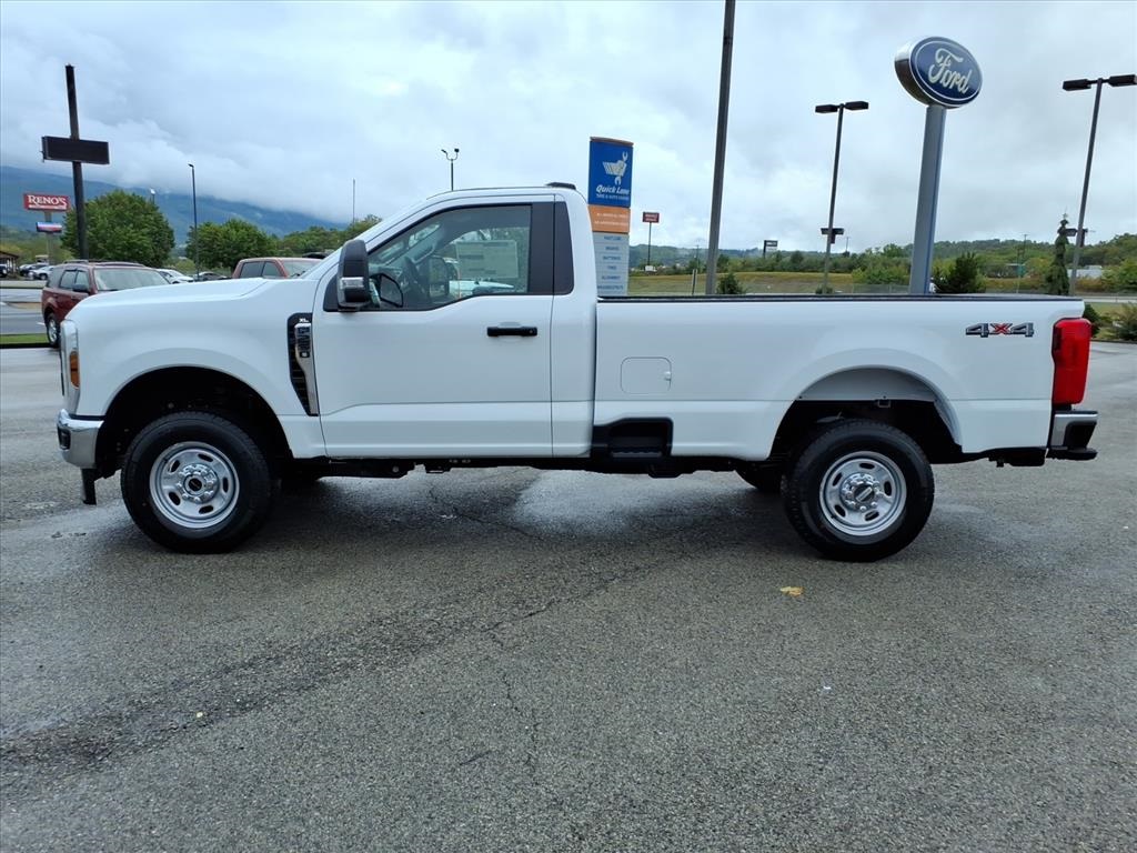 2026 Ford F-250 XL photo 2