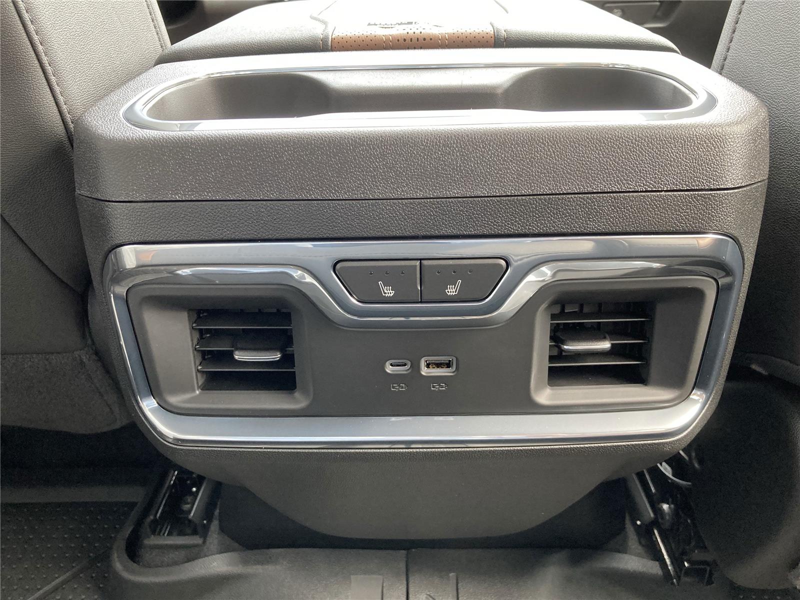 2026 Chevrolet Silverado 1500 High Country photo 32