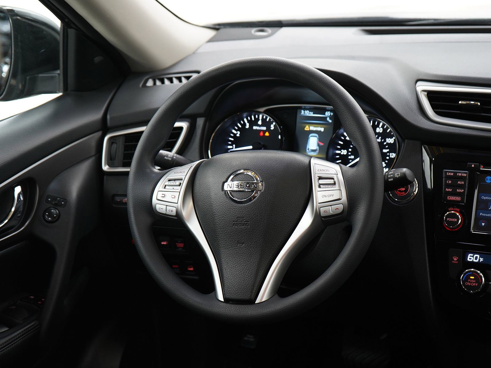 2016 Nissan Rogue SV photo 14